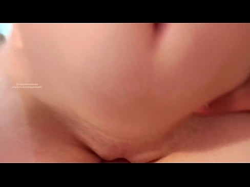 ❤️ ישנה בחדר של אחותי וככה התעוררתי ❤️ סרטון פורנו אצלנו